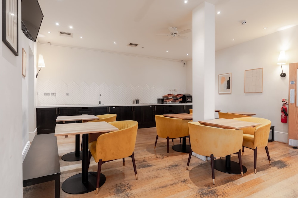 Kensington Gardens Hotel, Sonder by Marriott Bonvoy 46/50