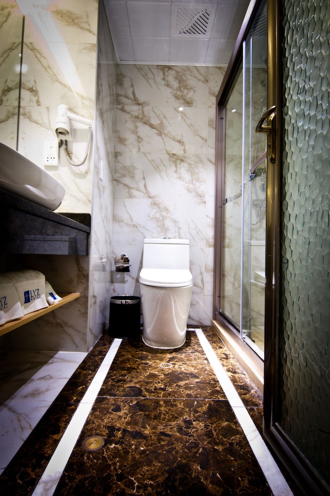 Lyz Business Hotel 44/44