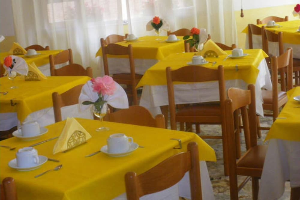 Hotel Ronconi 30/38