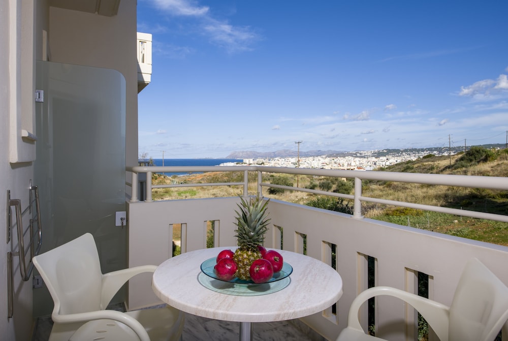 Kedrissos Hotel Apartments 28/44