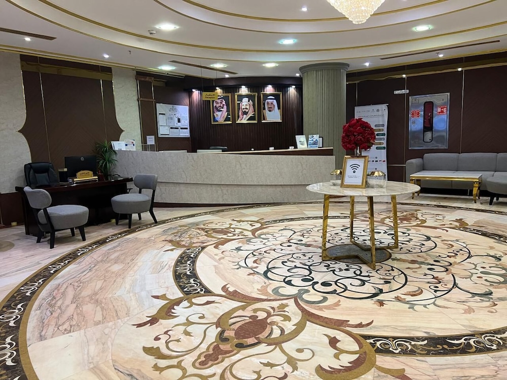 فندق سكاي فيو(Sky View Hotel) 7/59