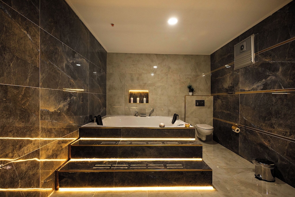 Niva Atakum Otel 30/50