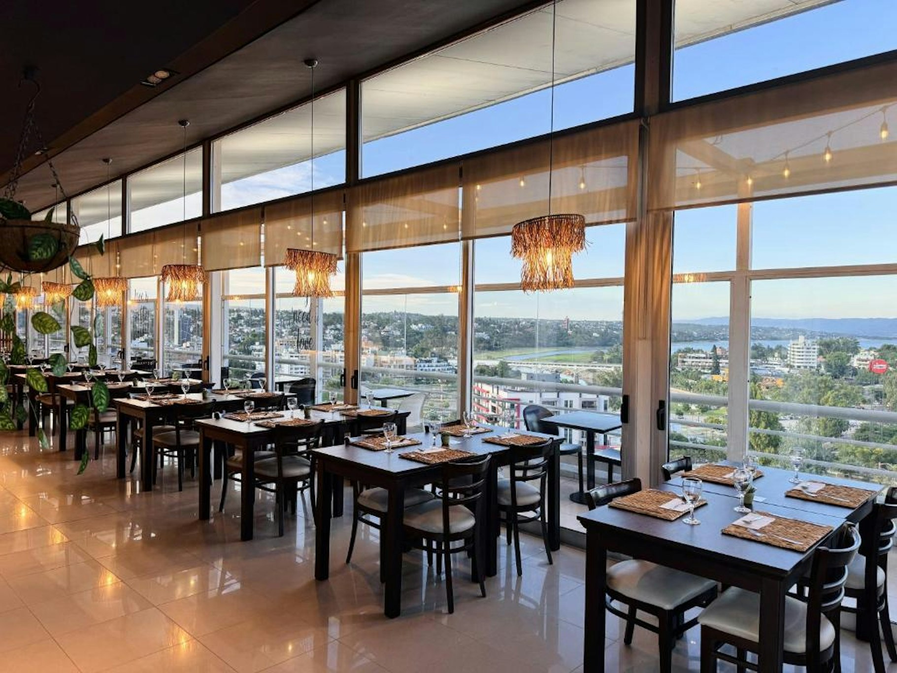 Amerian Carlos Paz Apart And Suites 38/53