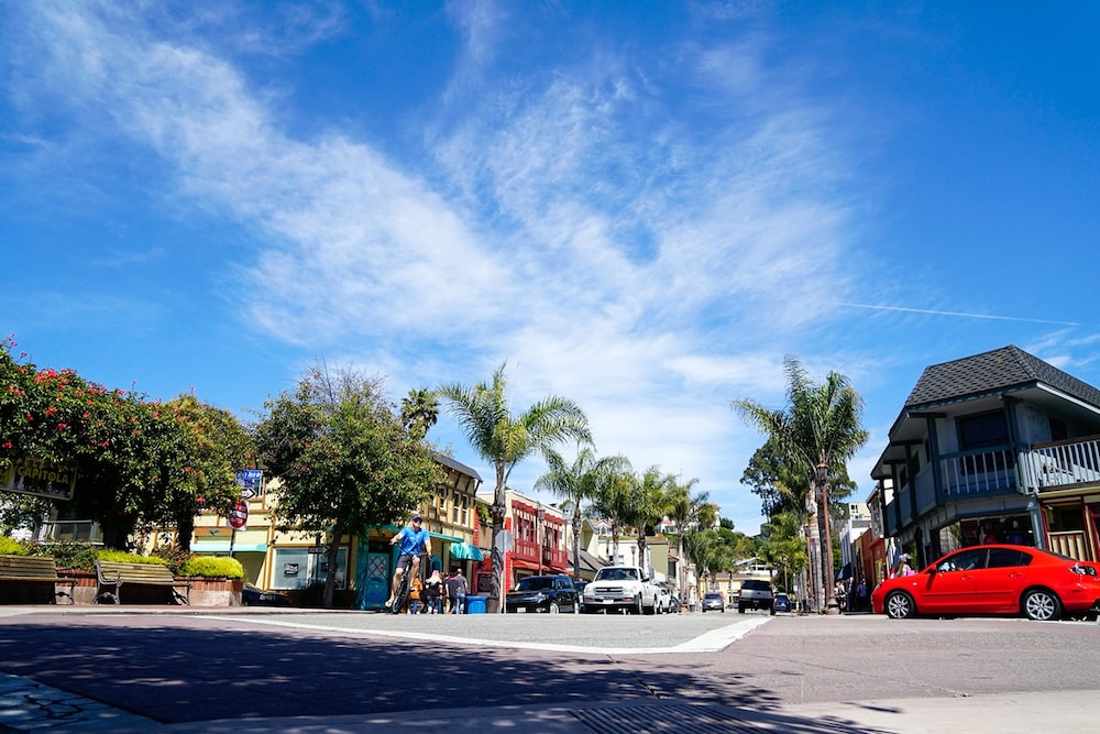 Capitola Hotel 32/50