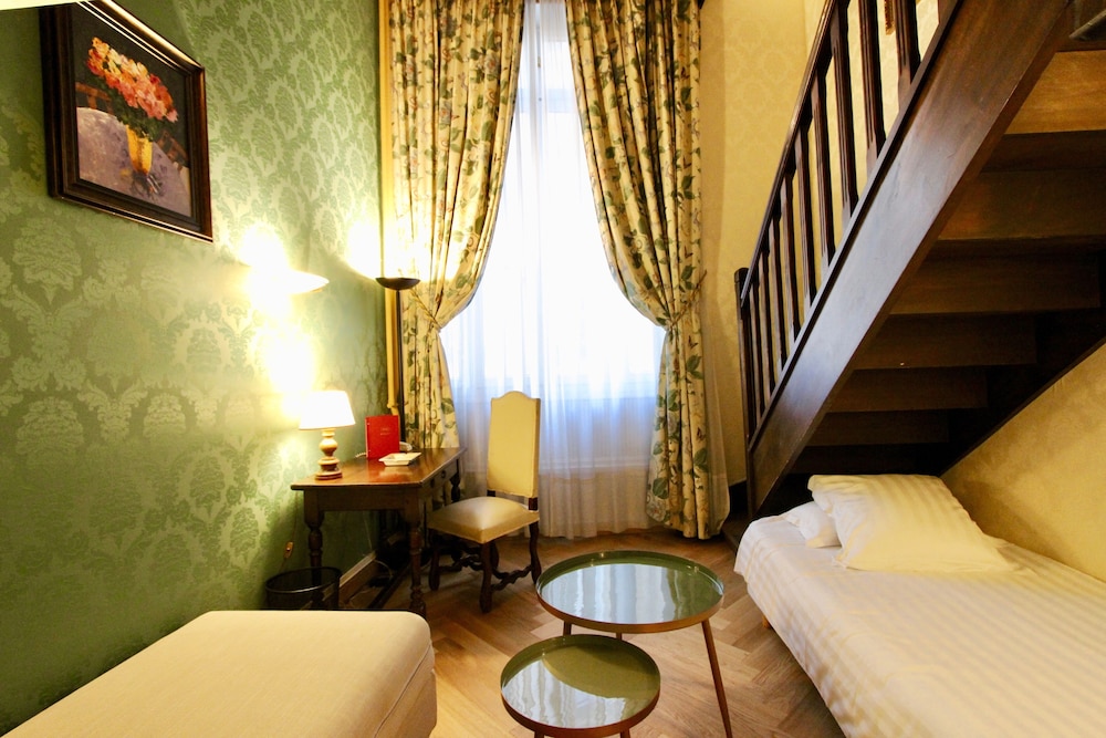 HOTEL DE LA BRETONNERIE 59/86