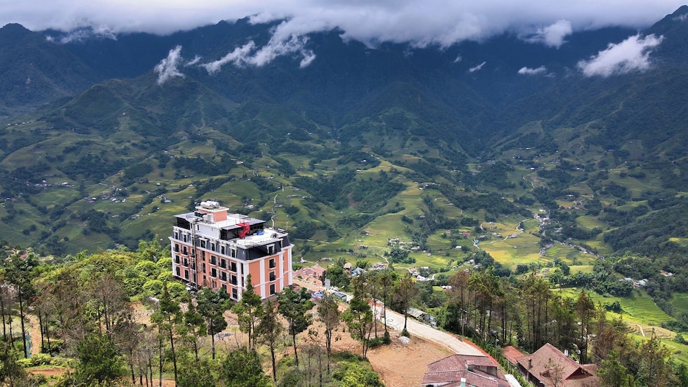 DeLaMont Sapa Hotel - Hill Serenity Retreat 47/50