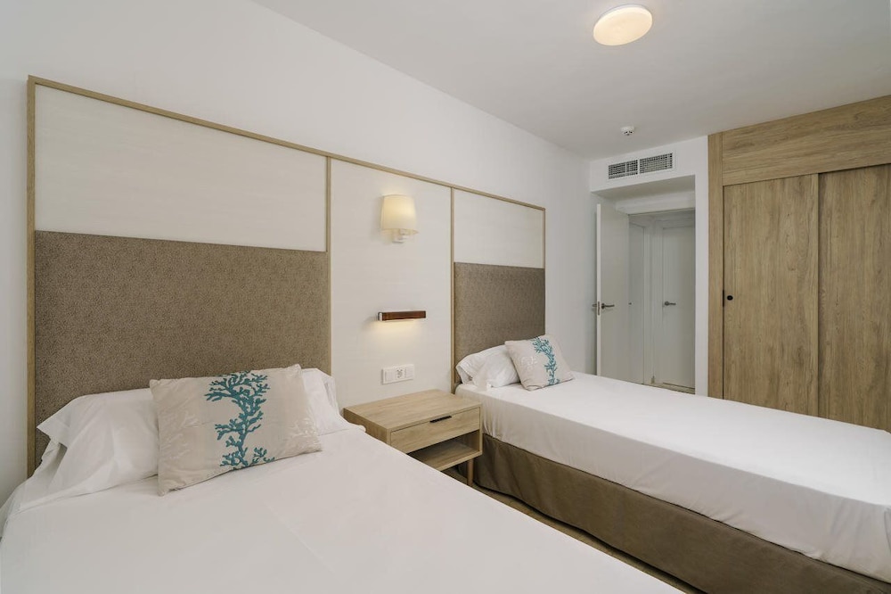 Alua Suites Las Rocas 26/82