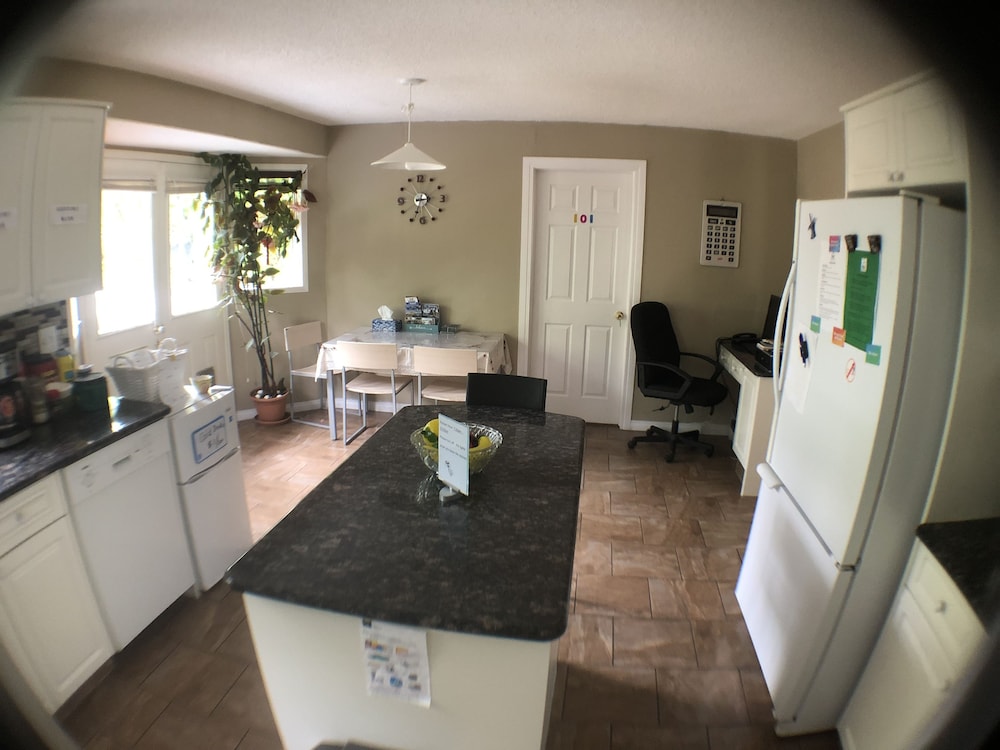 Brother Li Homestay [VR] 45/67