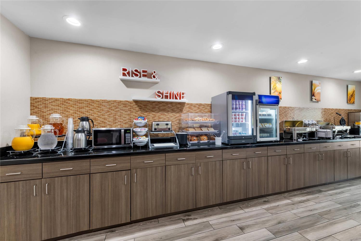 restaurant cafeteria