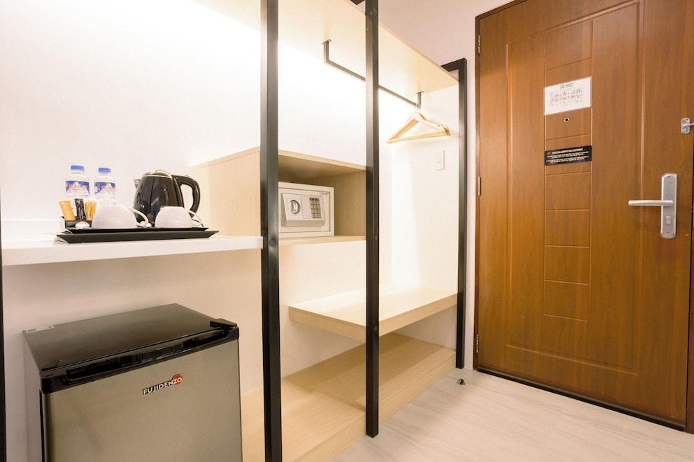 Allure Hotel And Suites 55/55