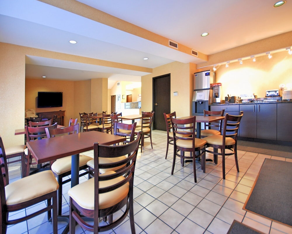 Sleep Inn Bend Crossroads Plaza 37/56