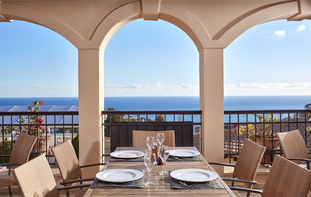 Aphrodite Hills Hotel 31/47
