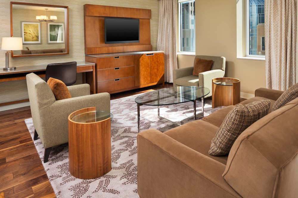 The Westin Minneapolis 25/42