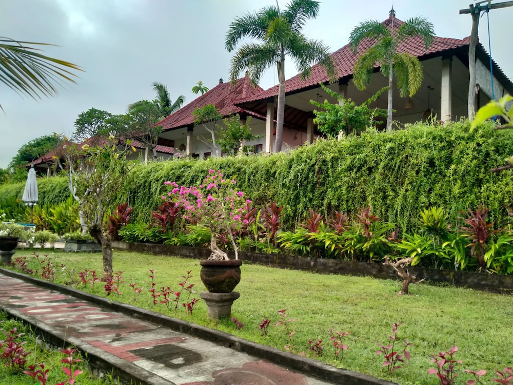 Sarivanna Penida (ex Teba Garden View Cottages and Resto) 33/50