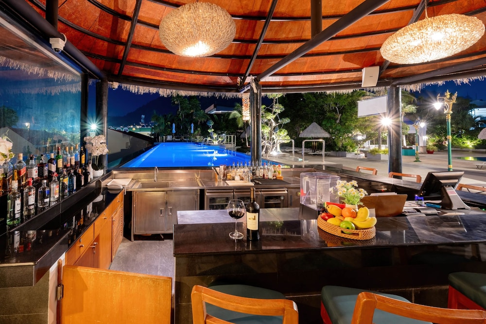 Andaman Beach Suites Hotel 57/69