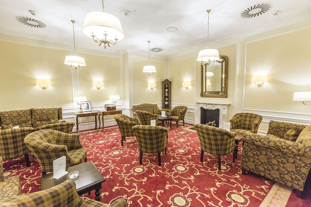 Heliopark Bad Hotel zum Hirsch 43/55
