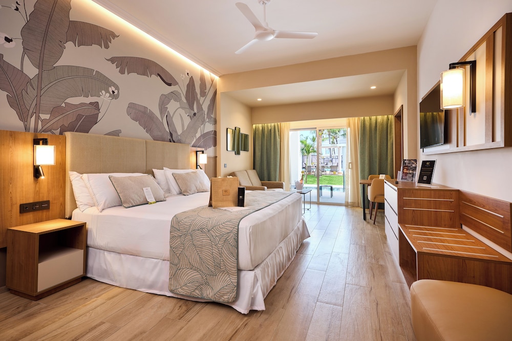 ELITE, CLUB, JUNIOR SUITE, SUPERIOR, ADULT ONLY