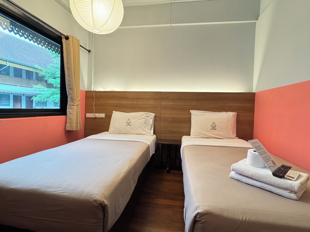 STANDARD, TWIN BEDS