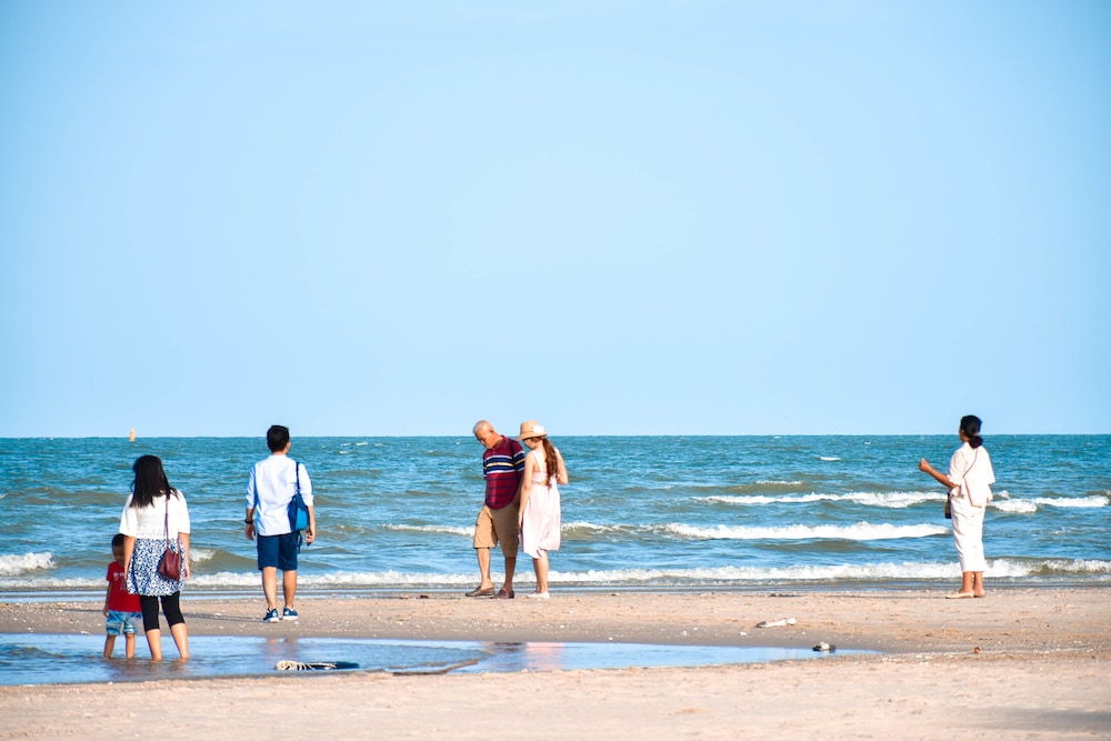 White Sand Beach Hotel Hua Hin 62/70