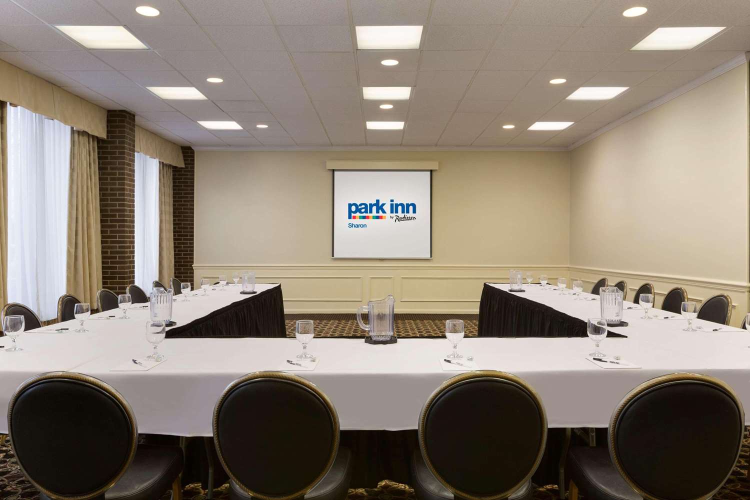 Park Inn by Radisson Sharon, PA 42/51