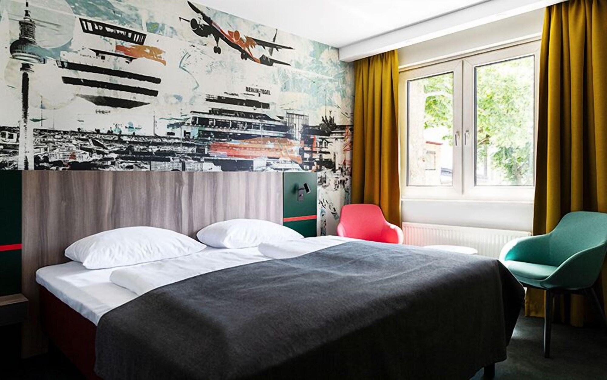 Good, Plus, Queen Bed