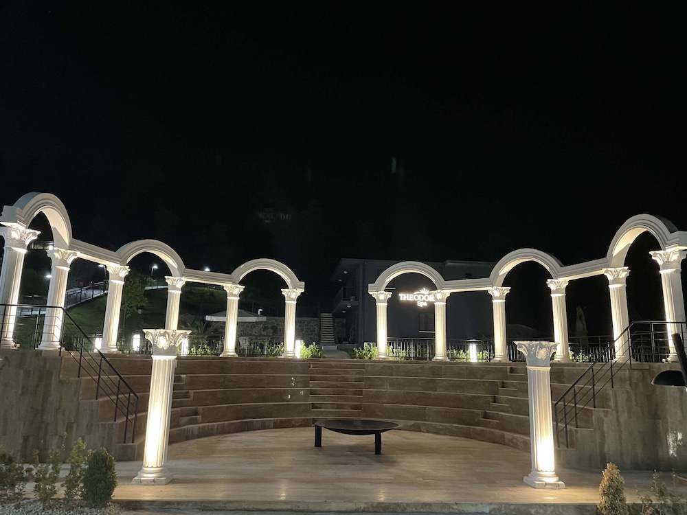 Ramada Resort By Wyndham Sapanca Thermal 40/66