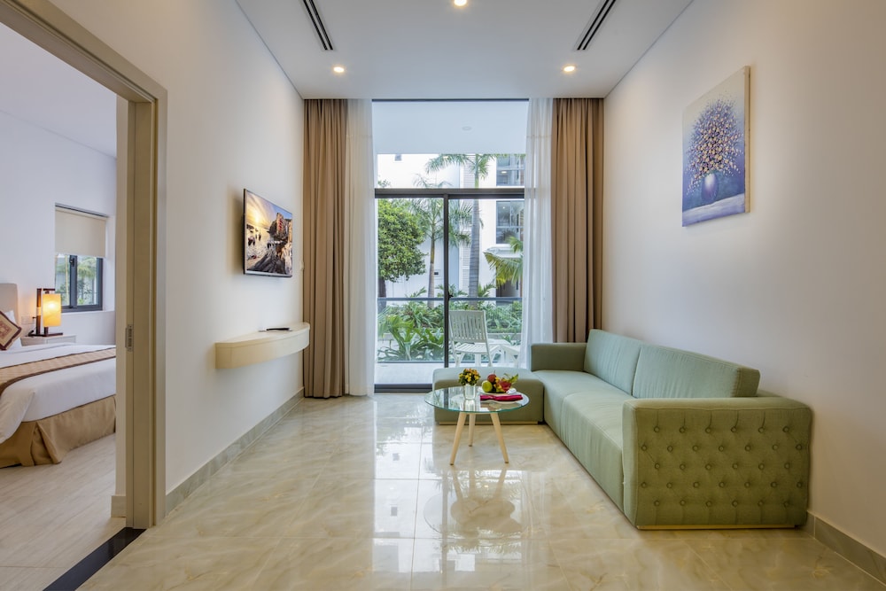 Diamond Bay Condotel Resort Nha Trang 49/77