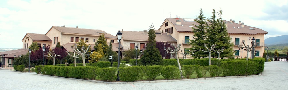 Mirasierra 57/63