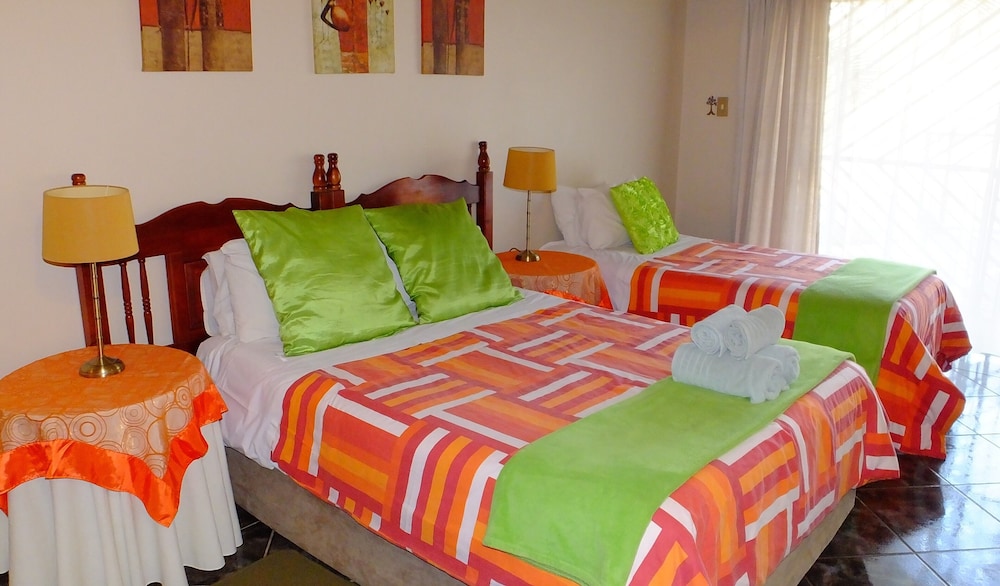 Tatenda Guesthouse 17/38