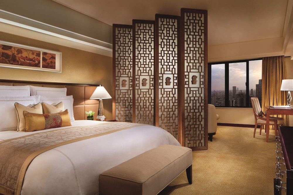 Portman Ritz Carlton 11/43