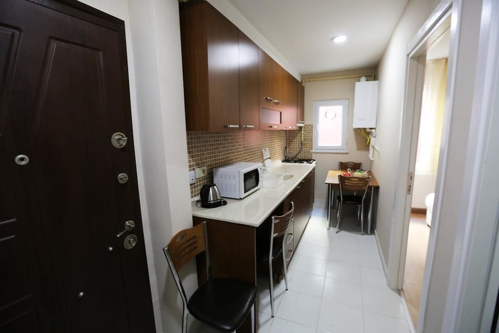 ISTANBUL FAMILY APARTMENTS 31/40