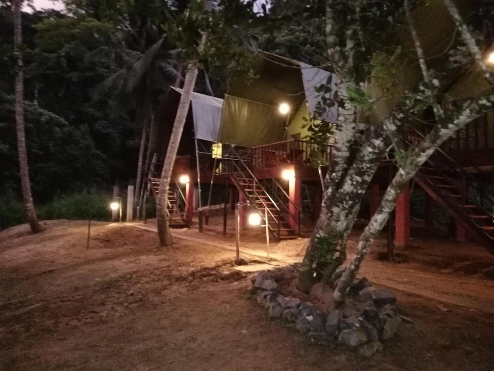 Sinharaja Rainforest View Villas 46/50