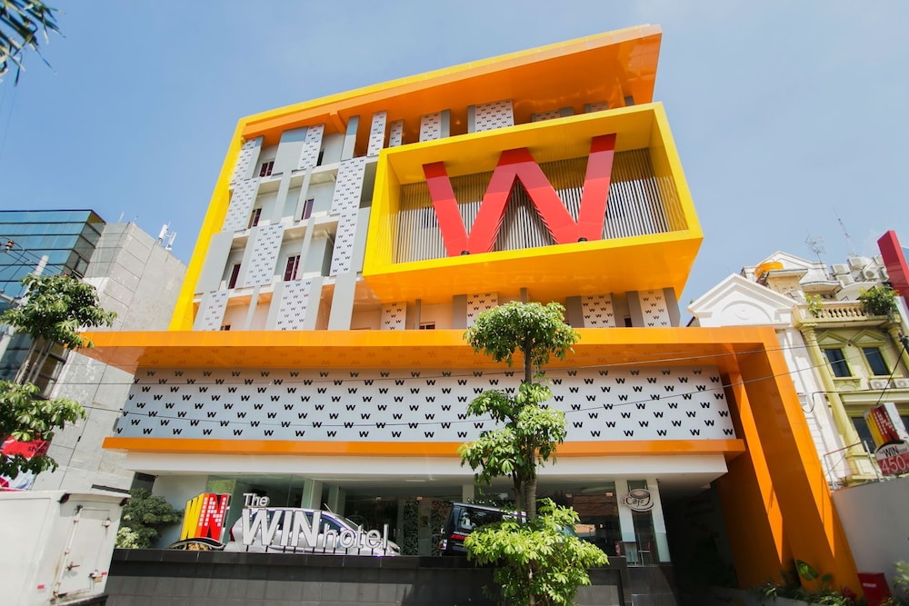 The WIN hotel 2/51