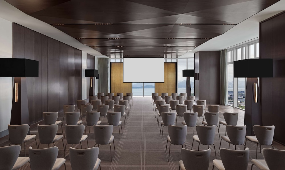 Andaz Shenzhen Bay, By Hyatt 37/46