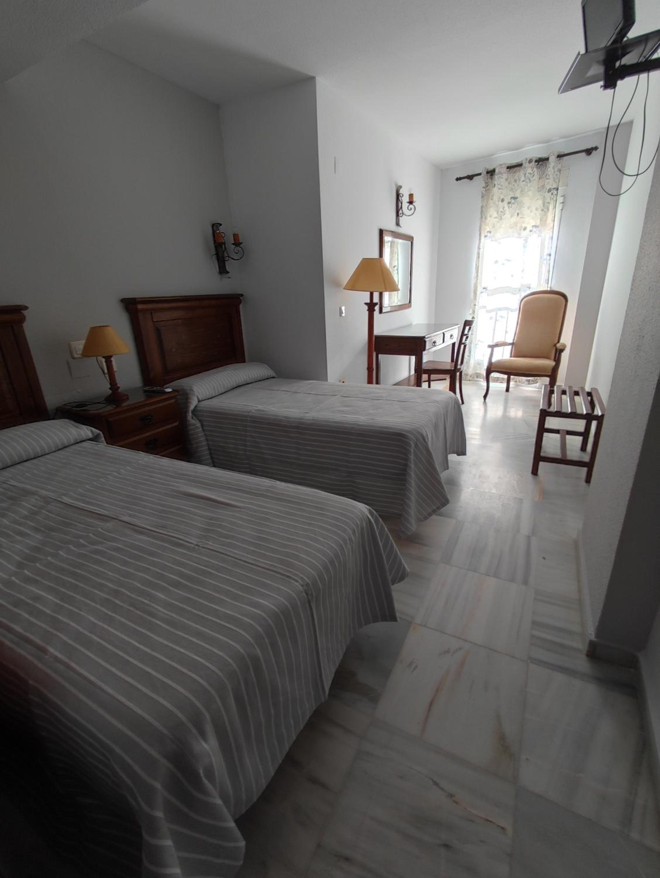 Hotel Cervantes 18/37