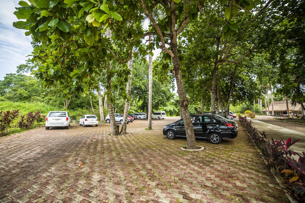 Mayaland Hotel And Bungalows 36/50