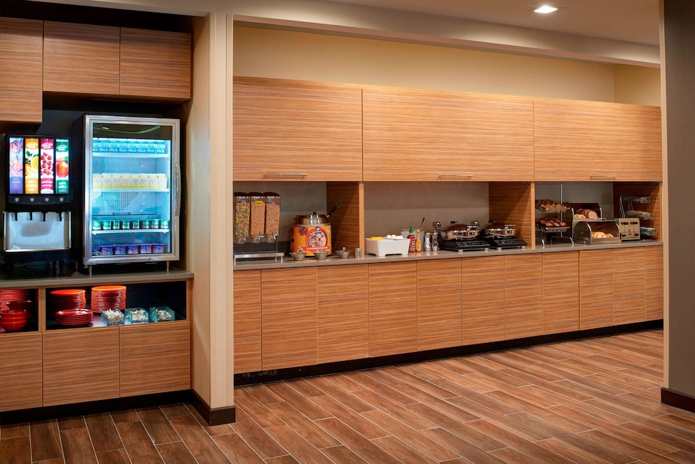 Towneplace Suites By Marriott Grand Rapids Airport 8/36