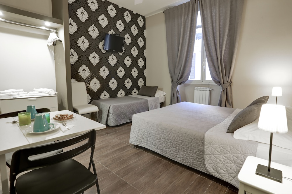 Amoroma Suite 26/50
