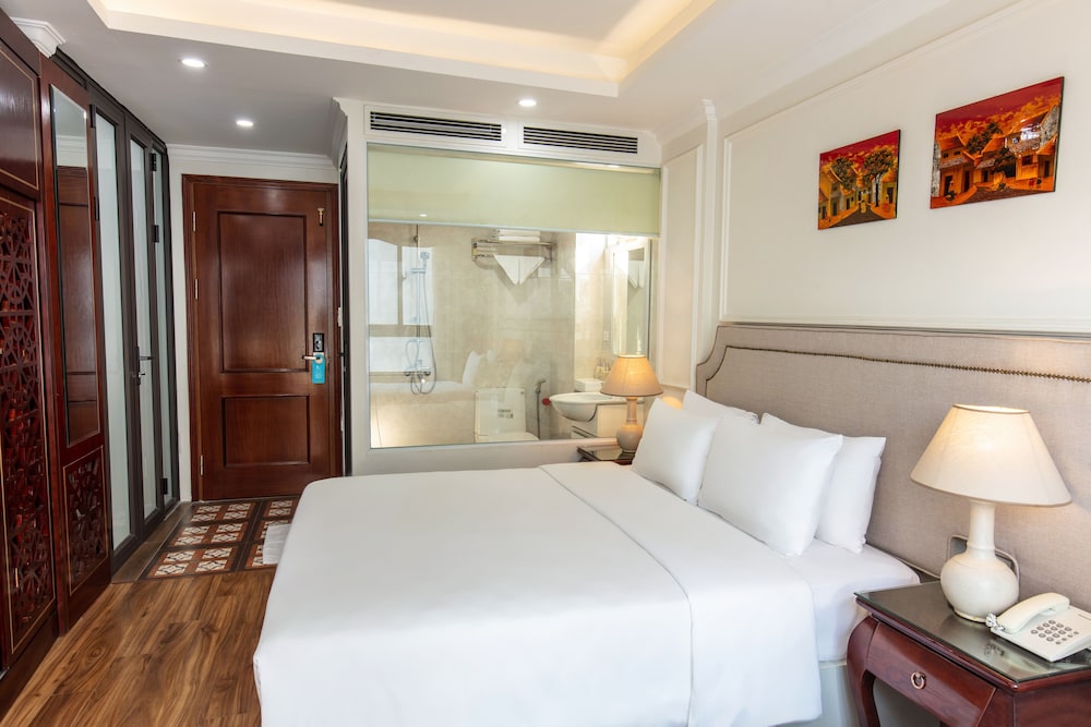 Golden Legend Palace Hotel 16/50
