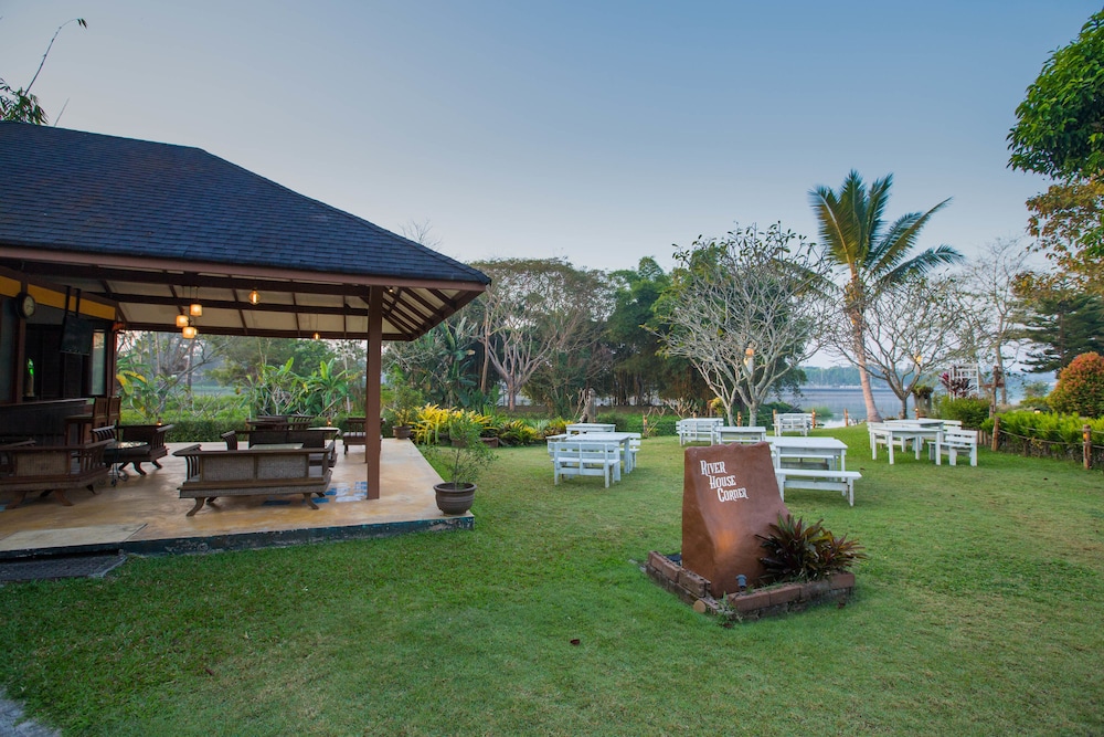 Imperial River House Resort 41/50
