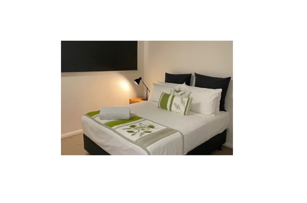Il Palazzo Boutique Apartment Hotel 18/50