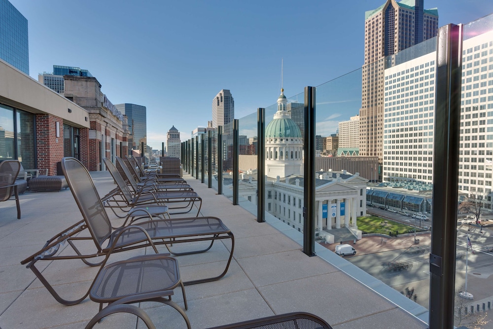 Drury Plaza Hotel St Louis At The Arch 44/50