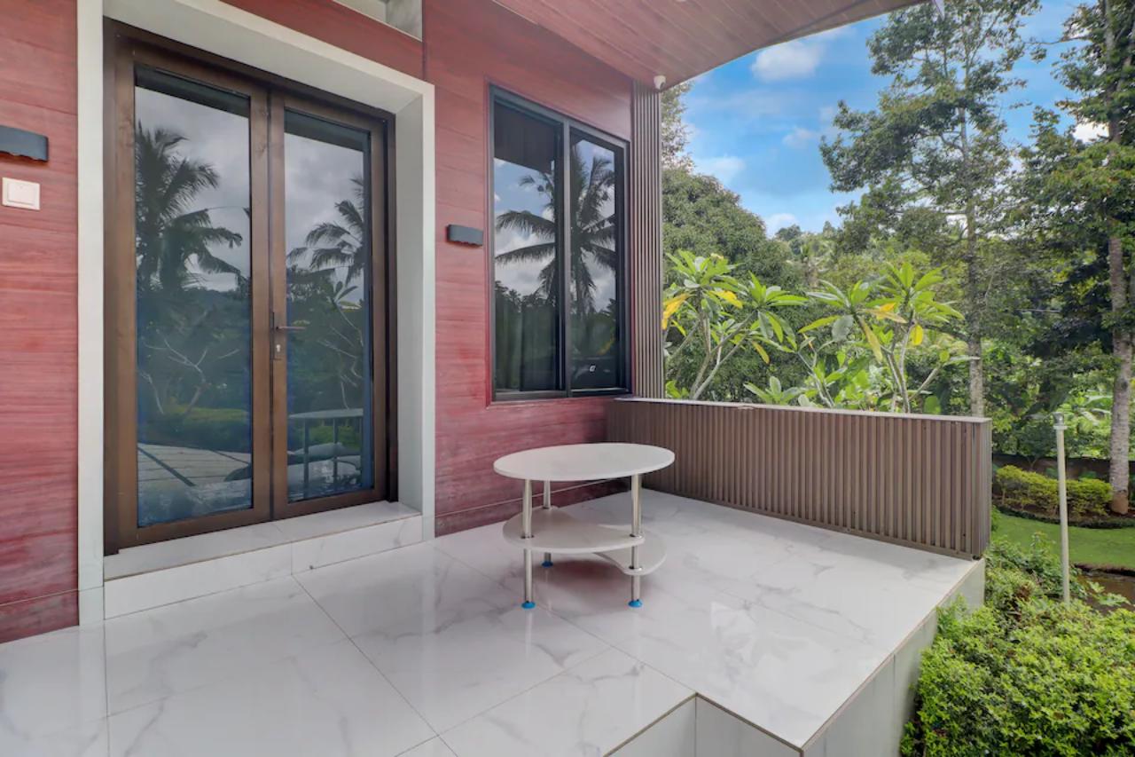 Belvilla near Kembengan Sari Waterpark formerly Liberty Guesthouse Village 8/13