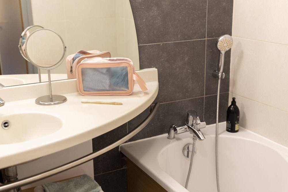 Aparthotel Adagio Annecy Centre 81/81