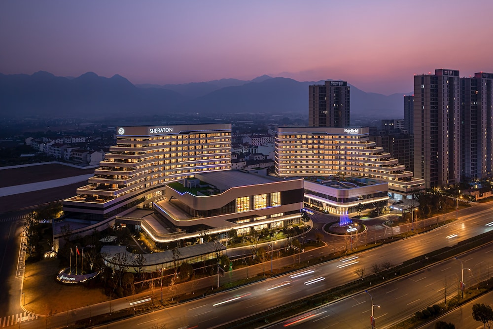 Fairfield by Marriott Pujiang 1/25