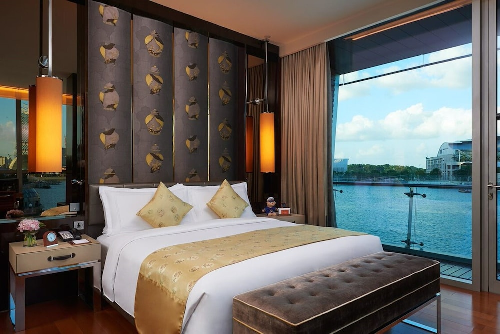 The Fullerton Bay Hotel Singapore 34/79