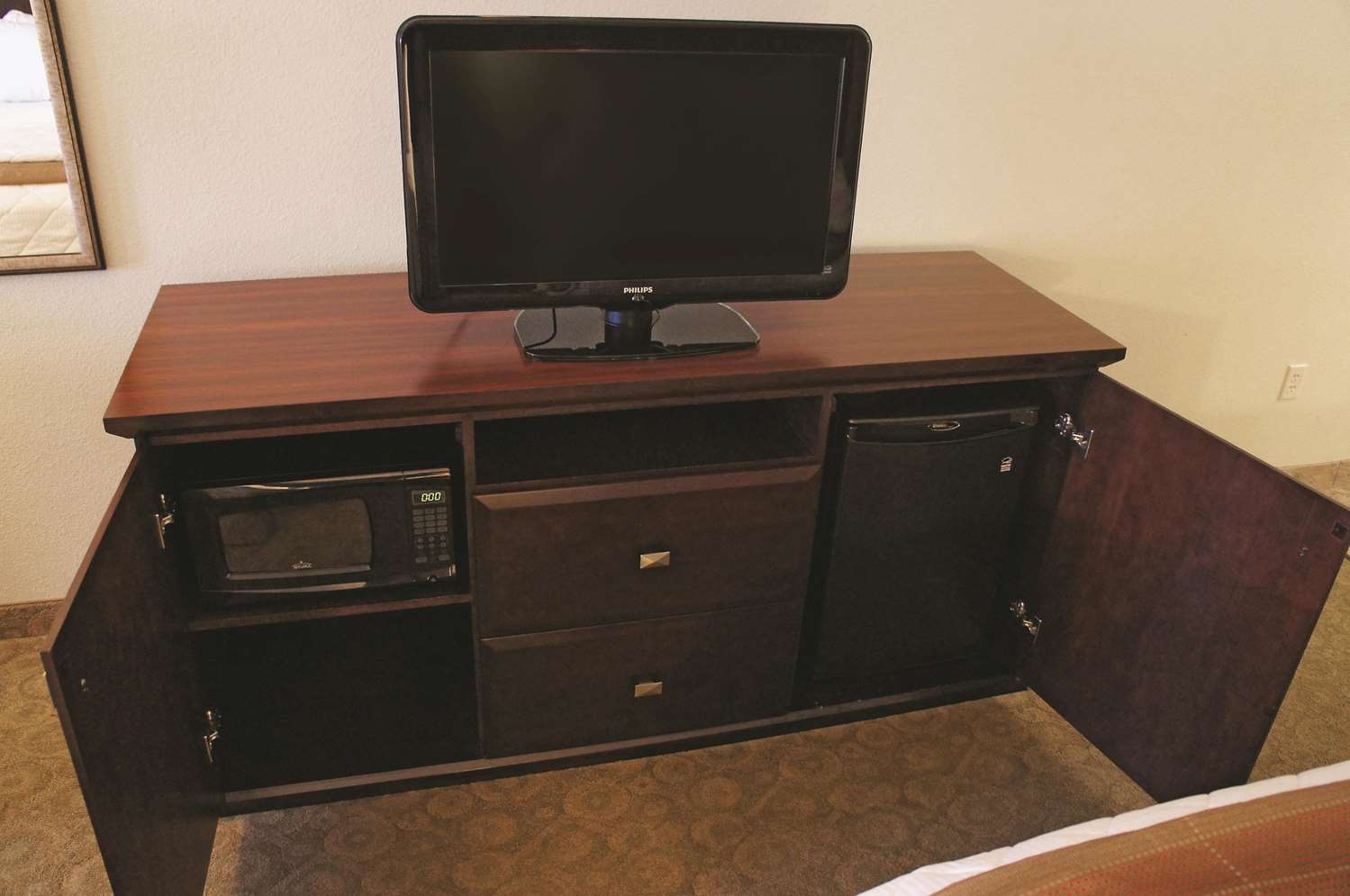 La Quinta Inn & Suites by Wyndham Bismarck 57/62