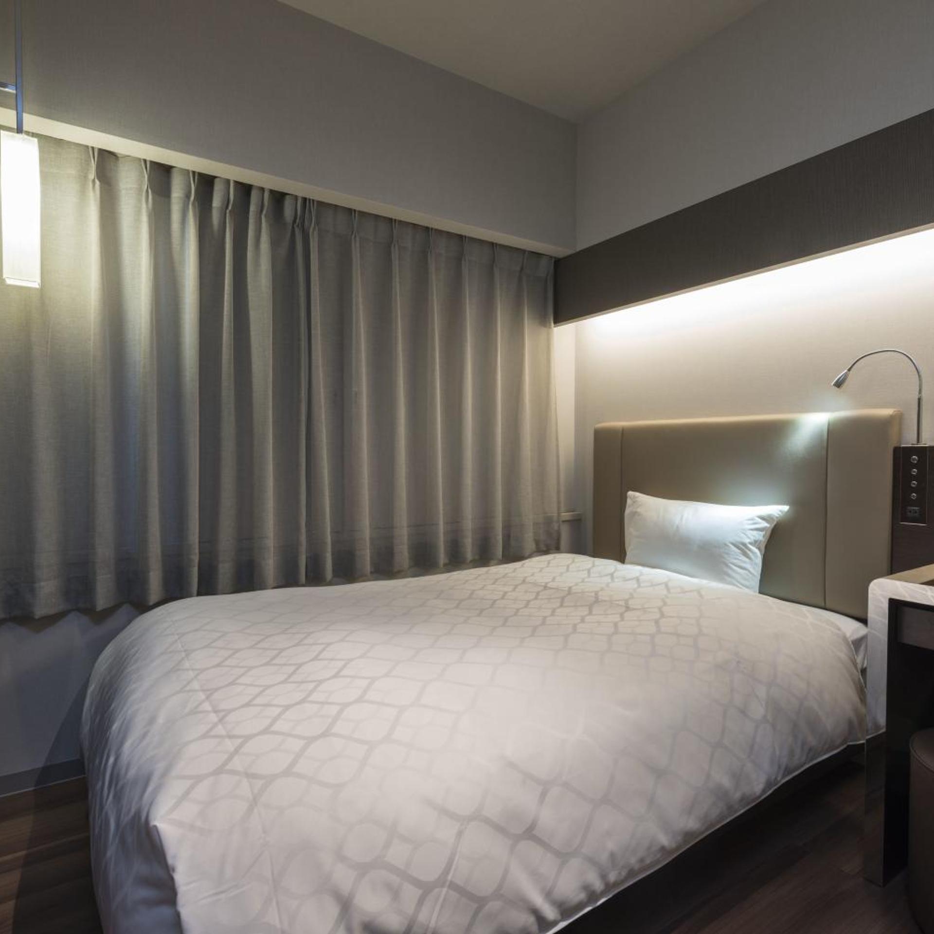 Renovated, Single
