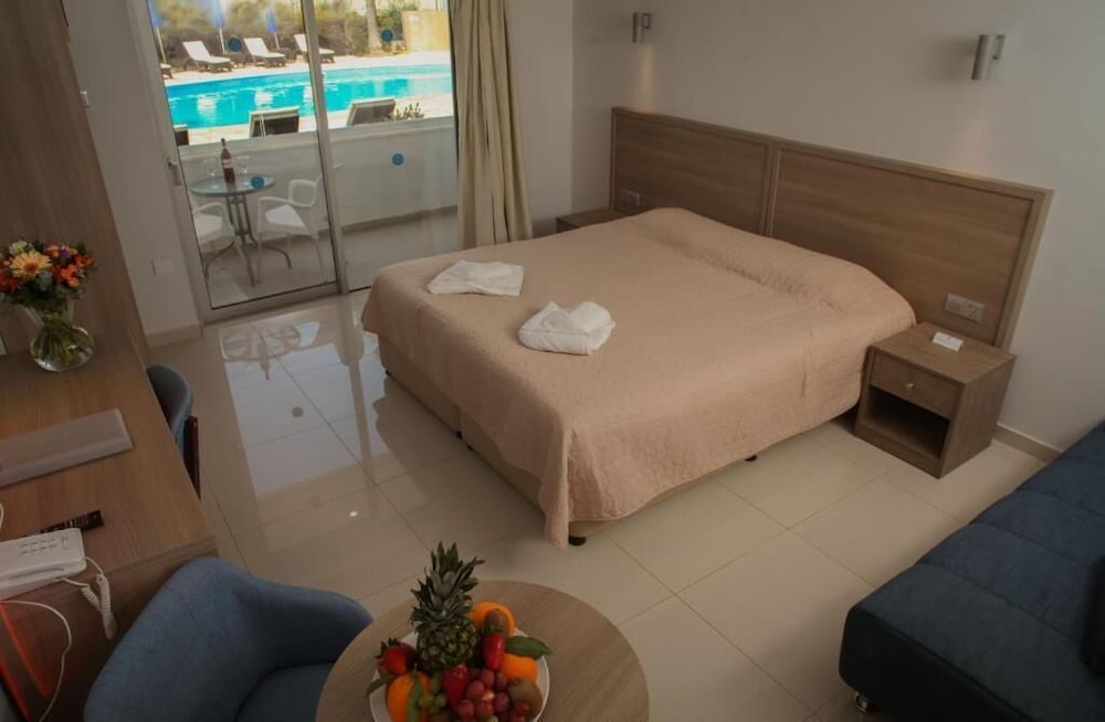 Bellini Hotel 24/48