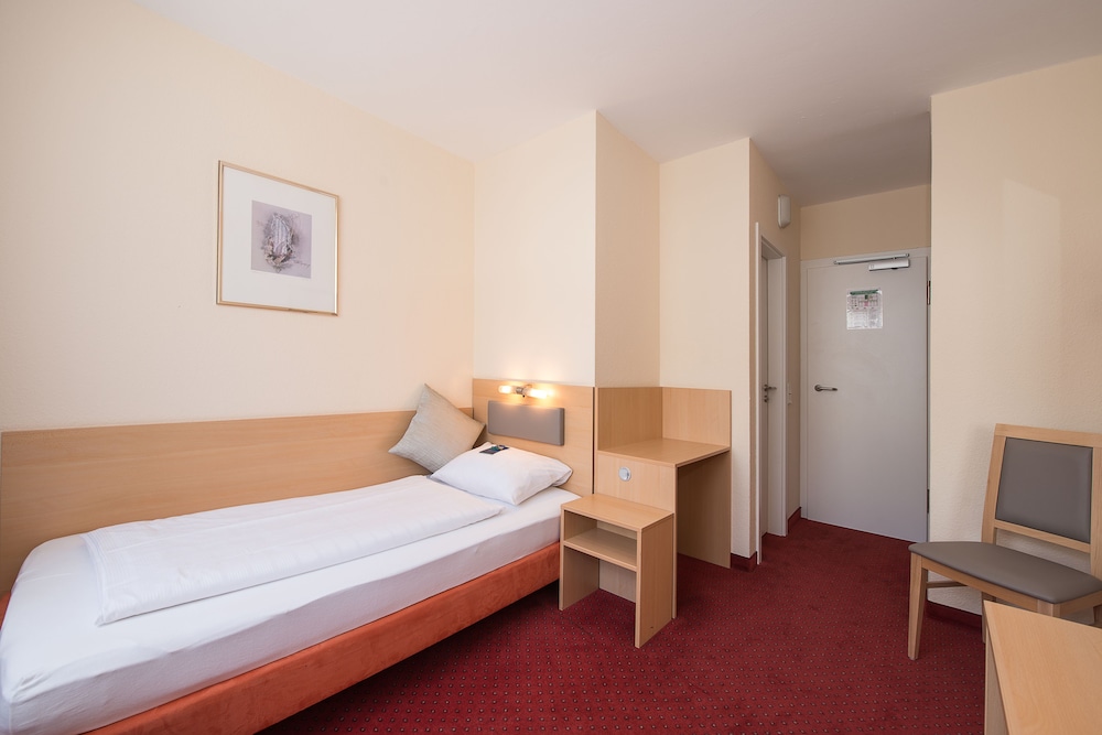 Comfort Garni Hotel 7/50